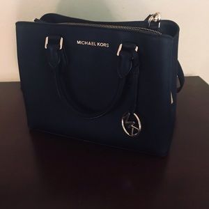 Black Michael Kors purse